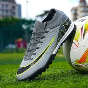 new men match sneakers football boots cleats mid top soccer shoes high quality hot selling non slip fg/tf futsal indoor